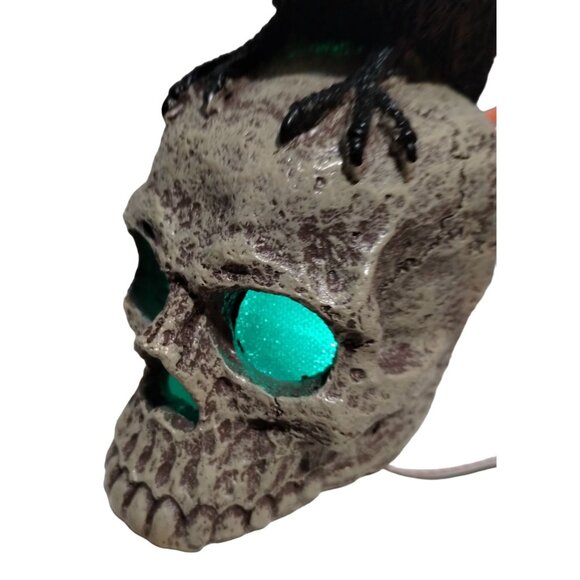 Spooky Village Raven On Skull with LED Glowing Eyes Halloween Decor - Picture 4 of 8